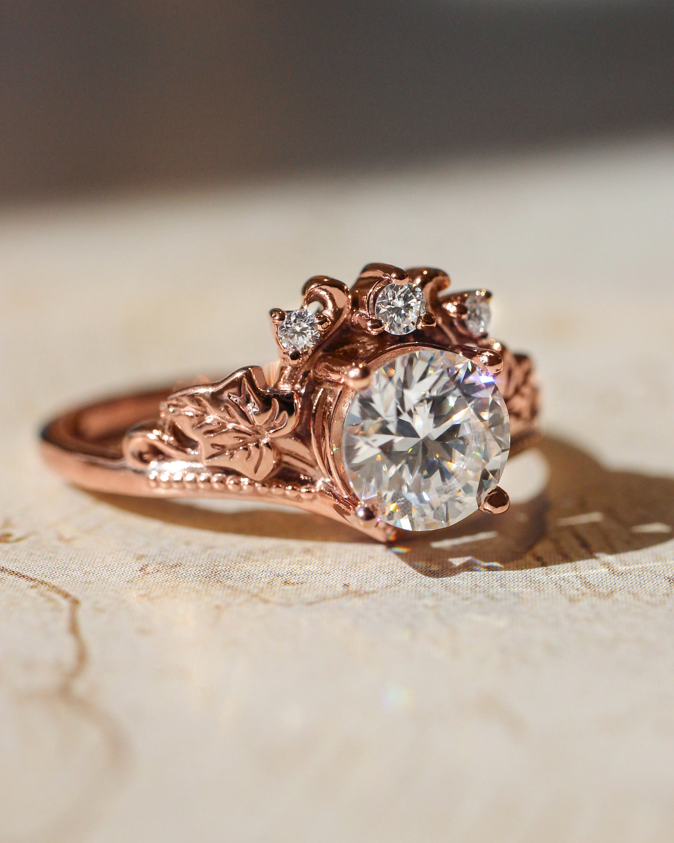 Ariadne | bridal ring set, 6.5 mm central gemstone - Eden Garden Jewelry™