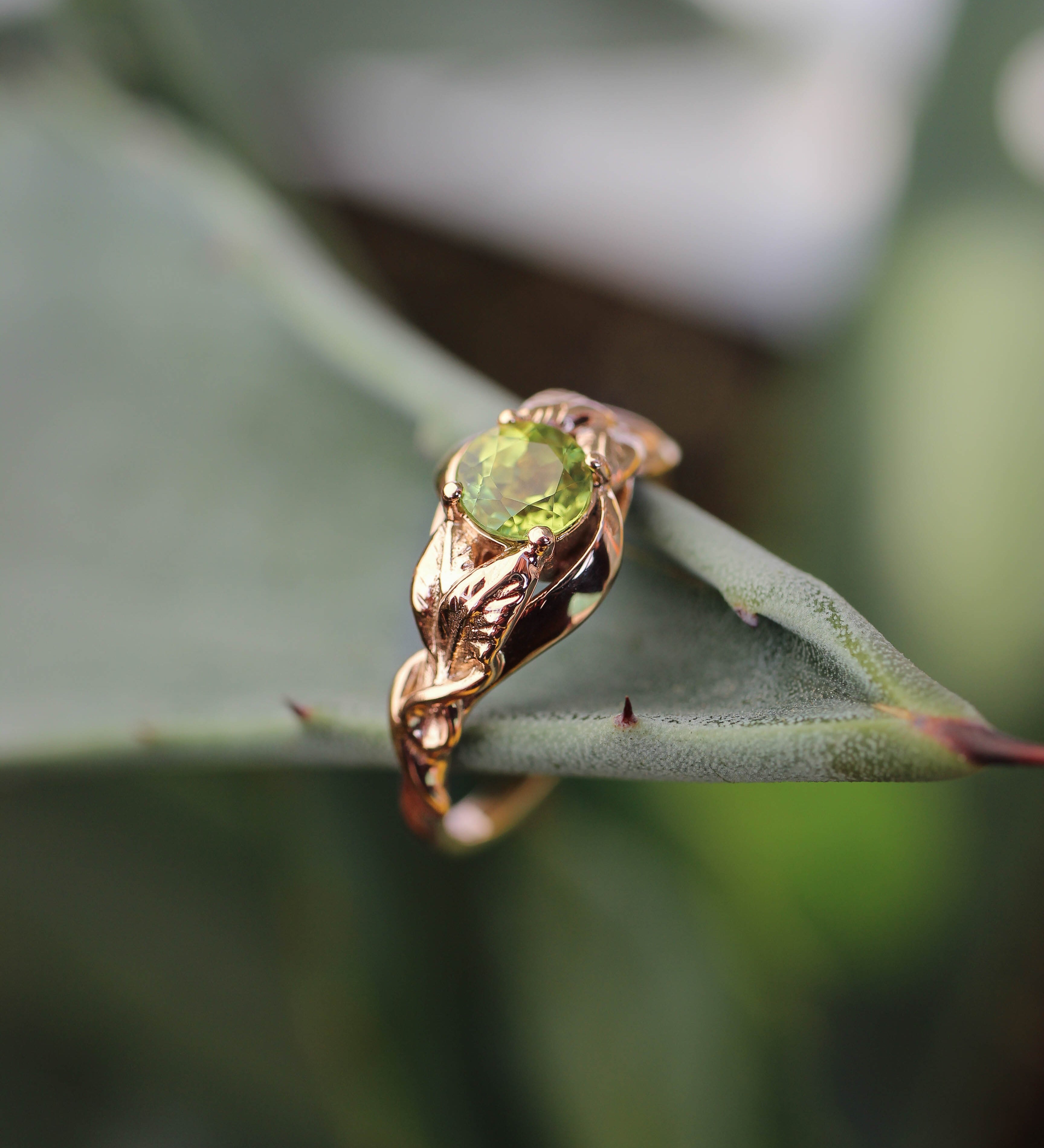 Peridot leaves engagement ring / Azalea - Eden Garden Jewelry™