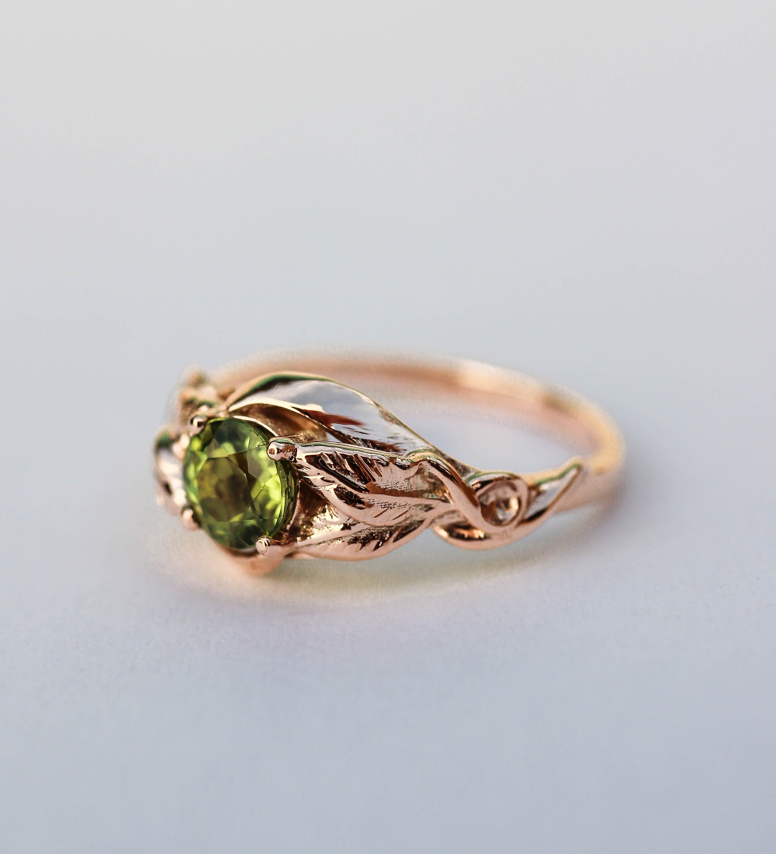 Peridot leaves engagement ring / Azalea - Eden Garden Jewelry™