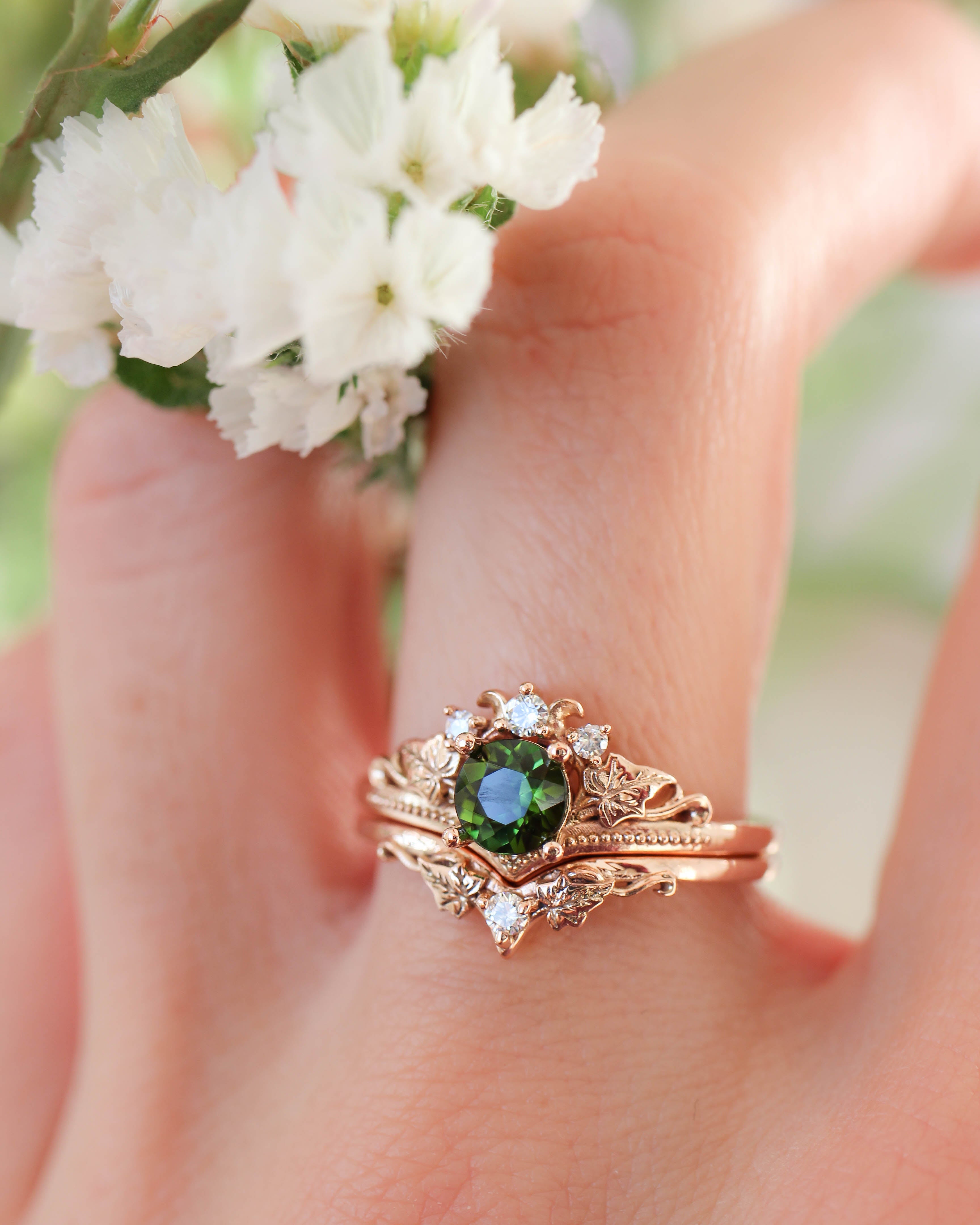 Ariadne | bridal ring set, 5 mm central gemstone - Eden Garden Jewelry™