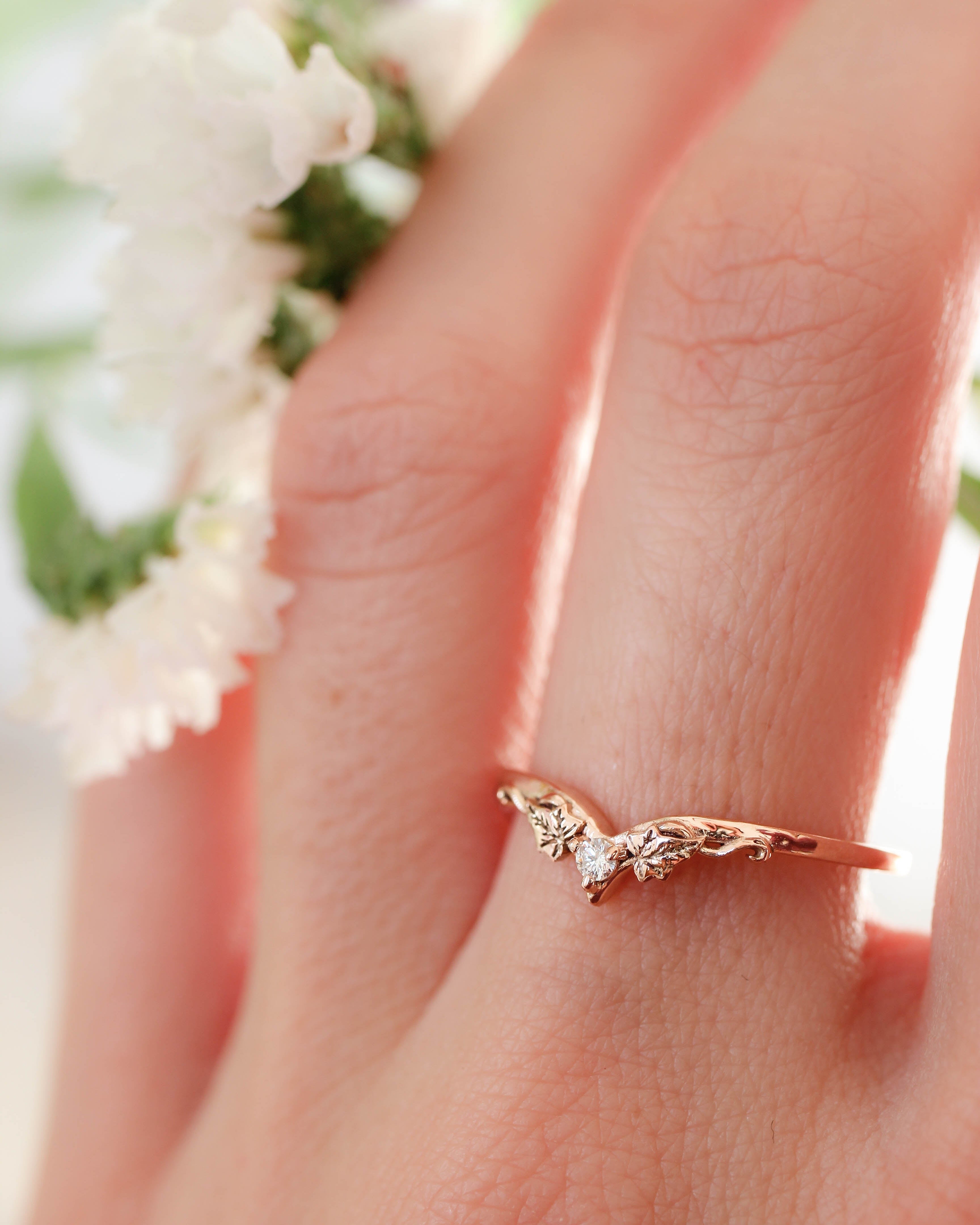 Wedding bands set for couple, ivy leaves rings - Eden Garden Jewelry™