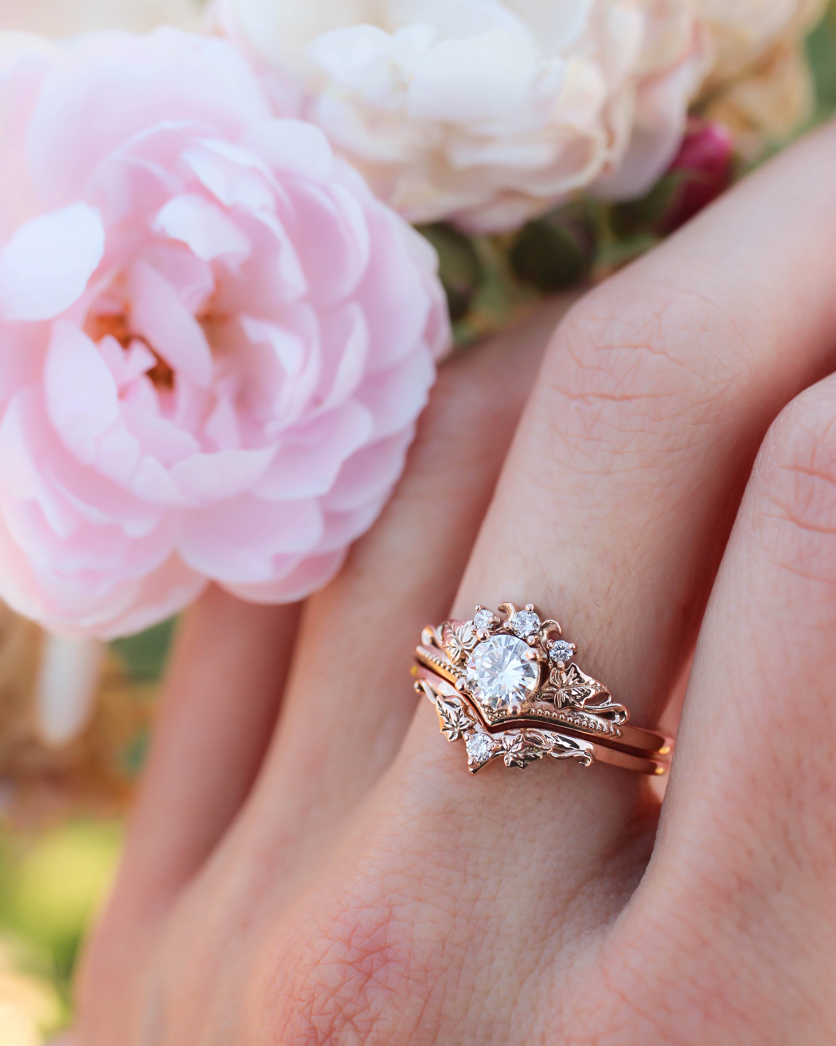Ariadne | bridal ring set, 5 mm central gemstone - Eden Garden Jewelry™