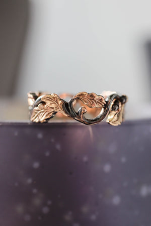 Wedding bands set, oak leaves rings, black and gold - Eden Garden Jewelry™
