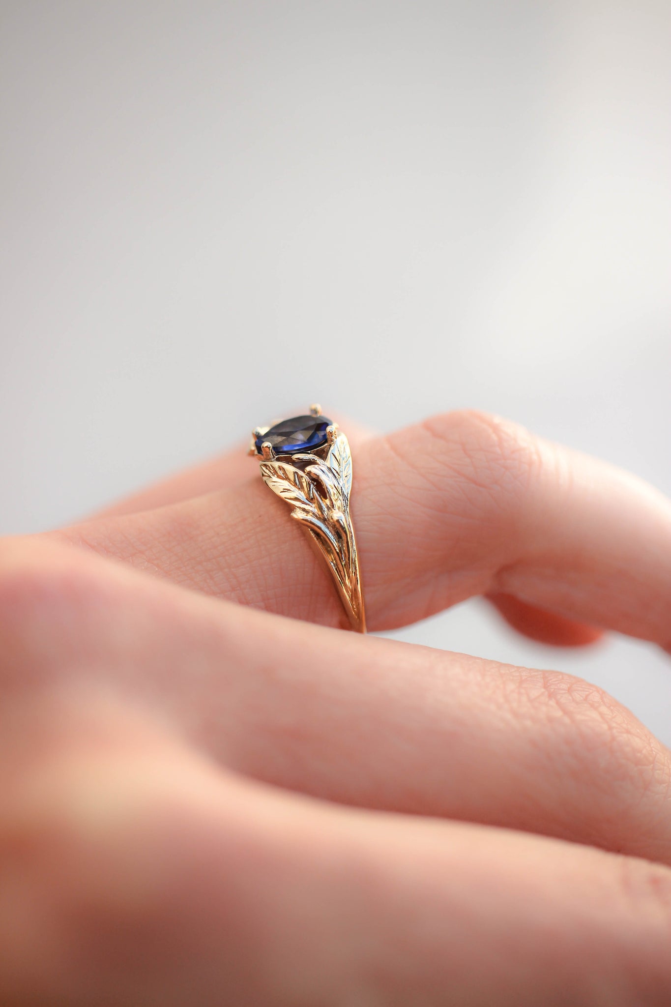Blue lab sapphire ring, gold leaves engagement ring / Wisteria - Eden Garden Jewelry™