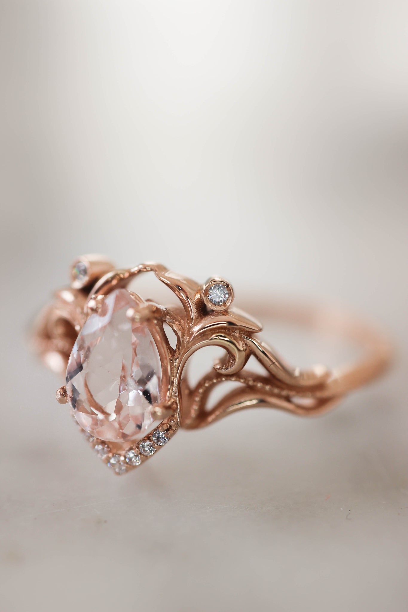 Morganite and diamonds engagement ring / Lida - Eden Garden Jewelry™