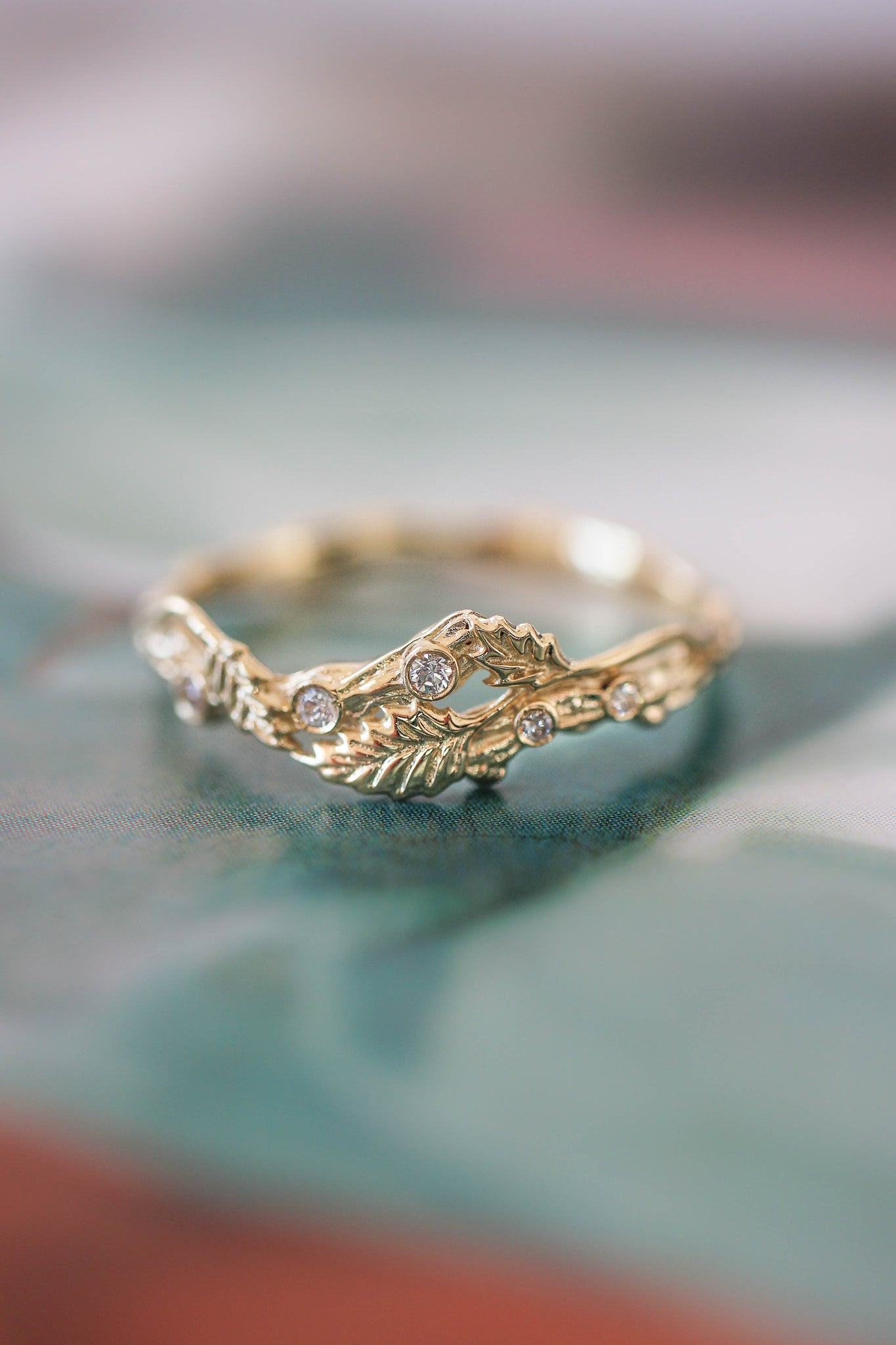 Twig ring with diamonds and three leaves, branch wedding band - Eden Garden Jewelry™