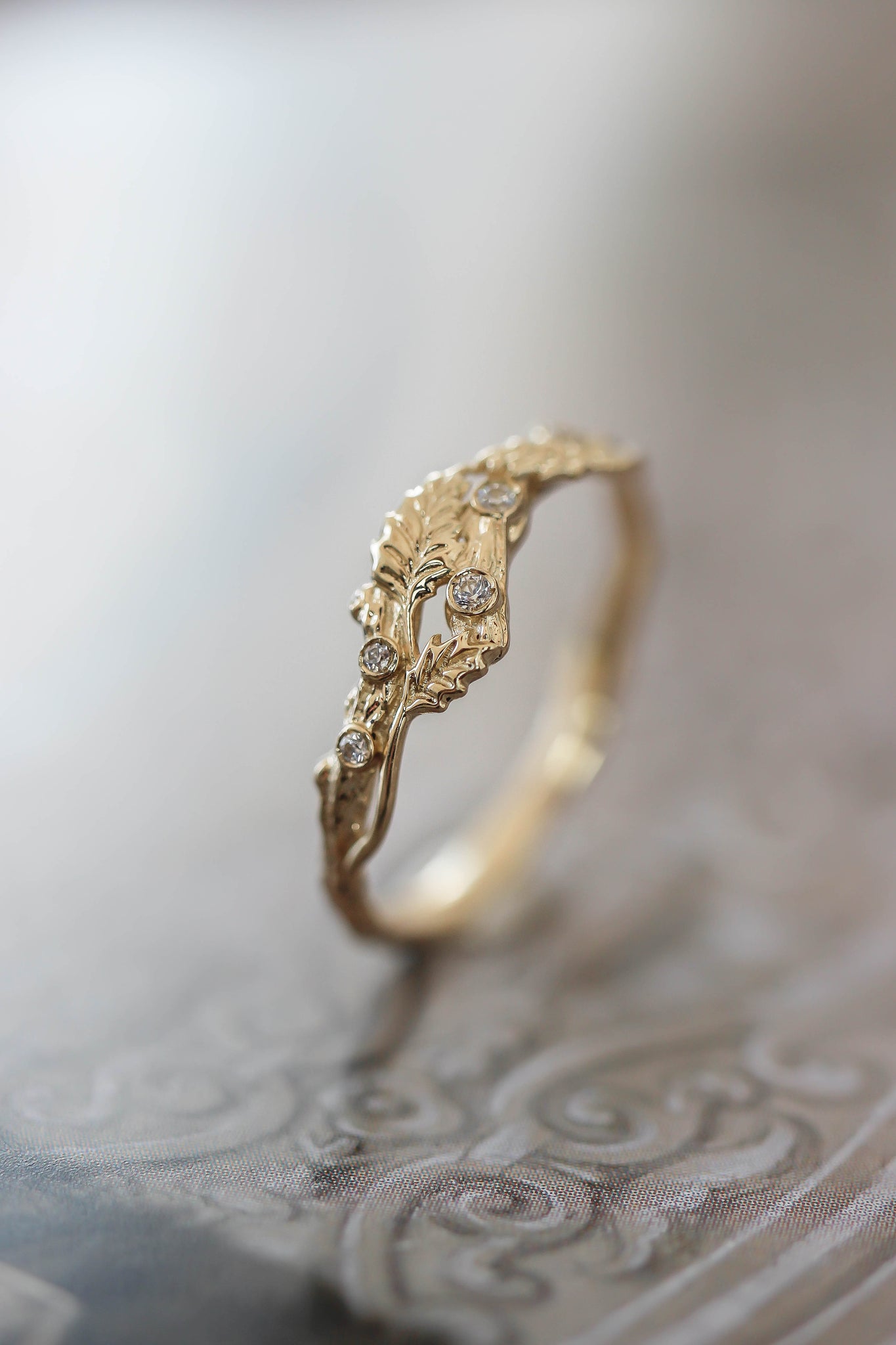 Twig ring with diamonds and three leaves, branch wedding band - Eden Garden Jewelry™