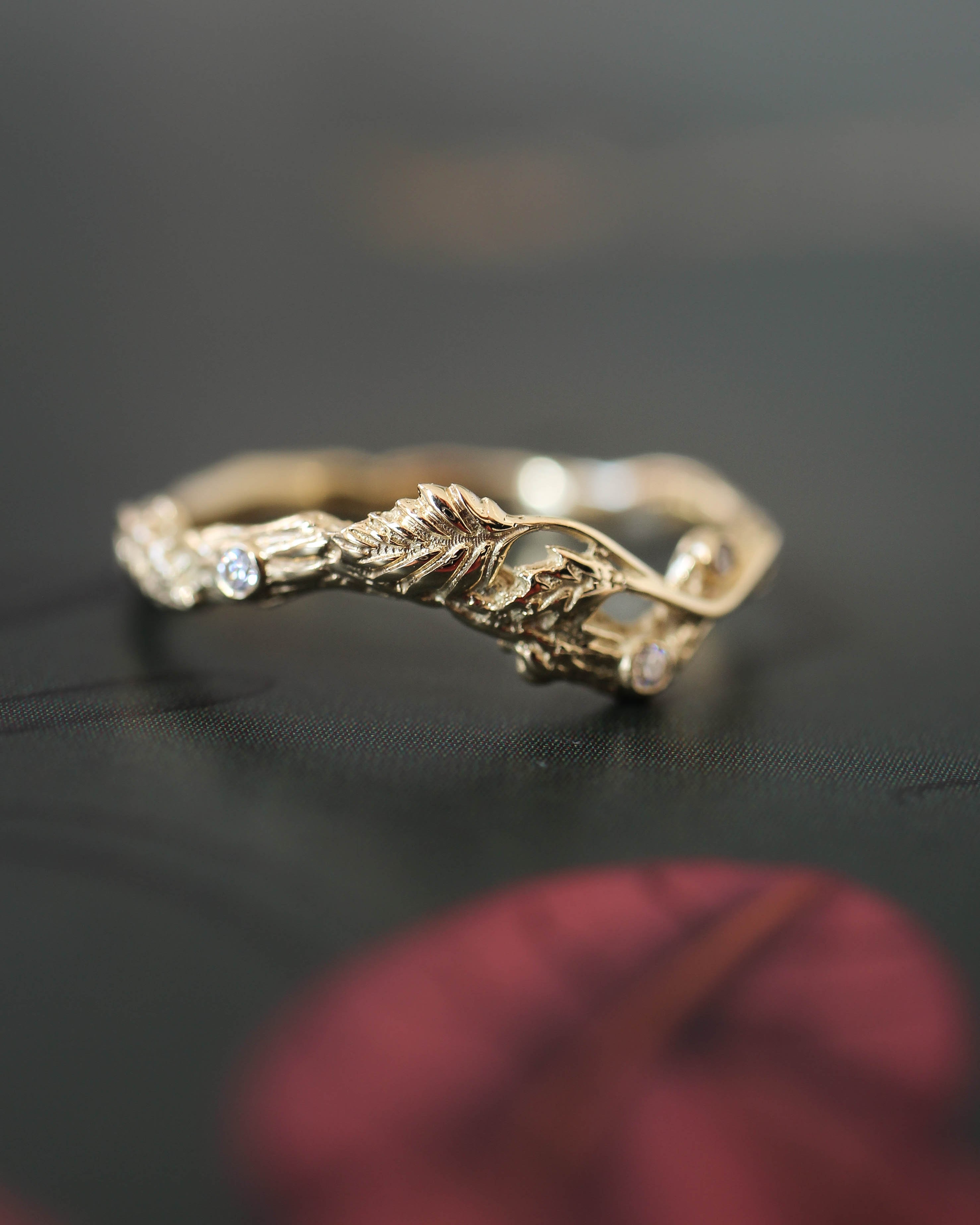 Bridal ring set with rose flower and diamonds - Eden Garden Jewelry™