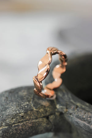 Bold leaves wedding band for man, nature ring for him - Eden Garden Jewelry™