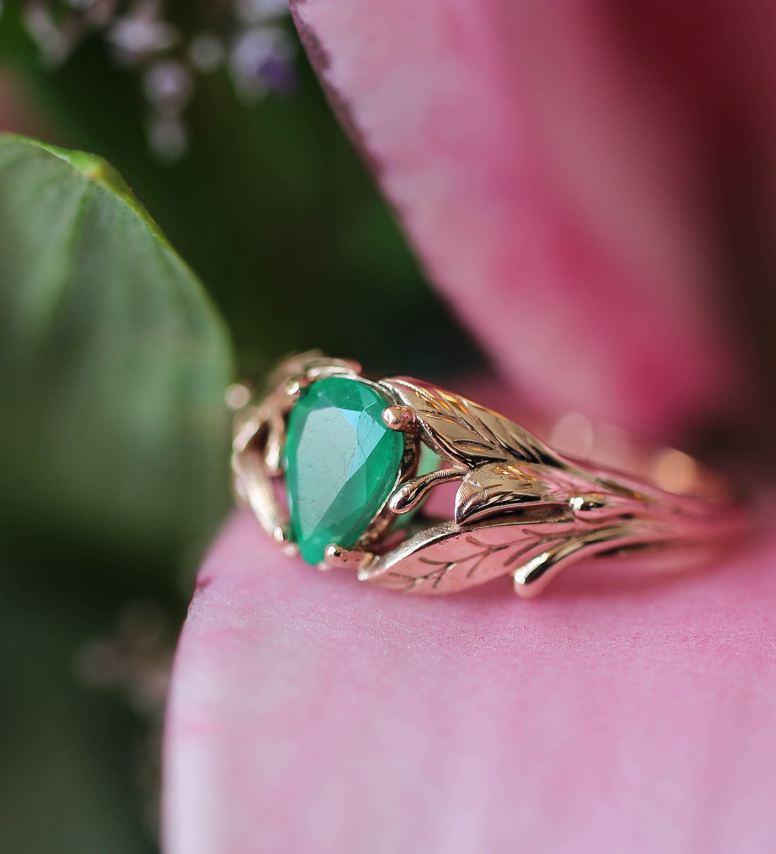 Pear cut emerald ring, leaves engagement ring / Wisteria - Eden Garden Jewelry™