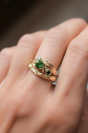 Olive branch ring with green tourmaline and black diamonds / Olivia - Eden Garden Jewelry™