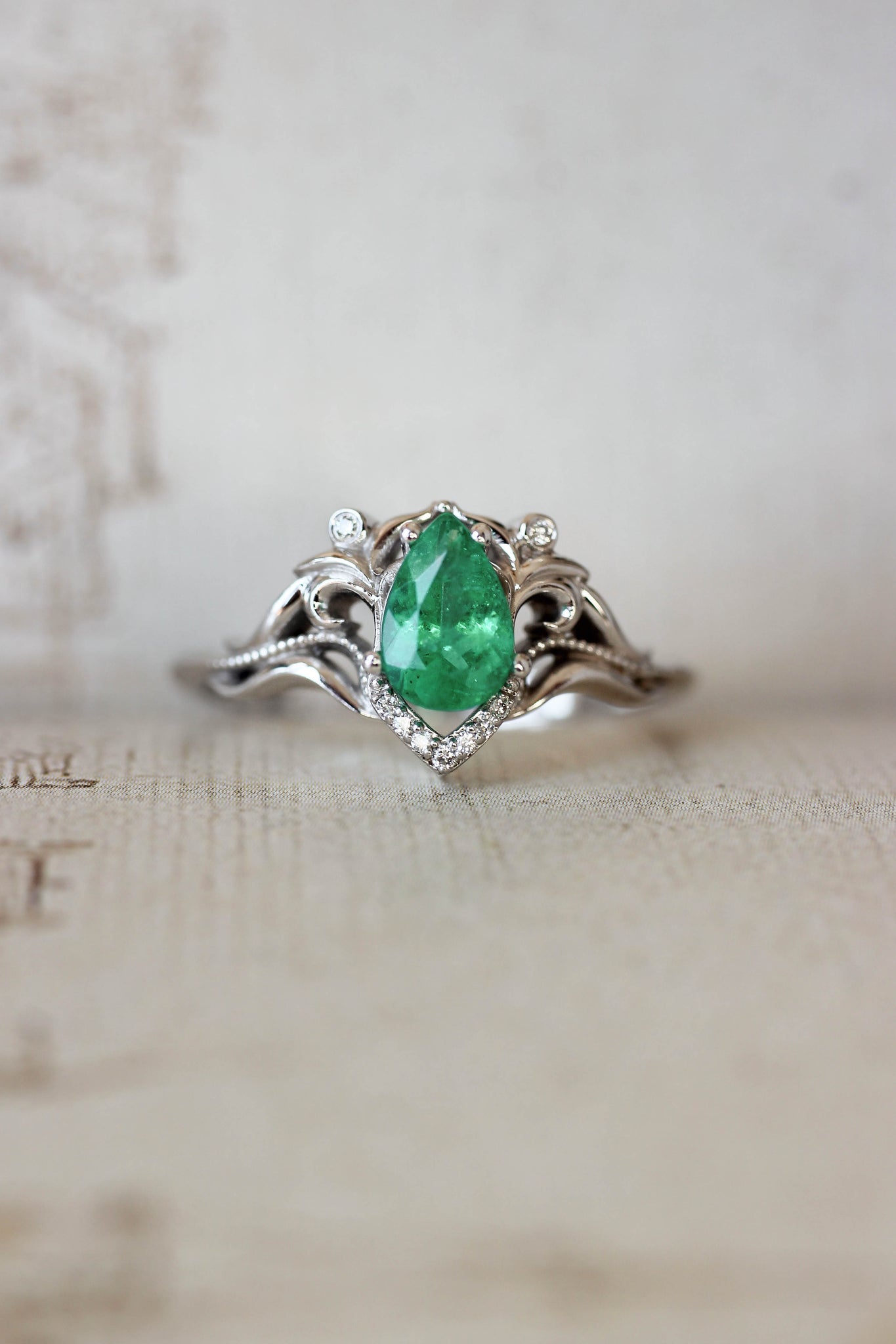 Natural emerald and diamonds engagement ring / Lida - Eden Garden Jewelry™