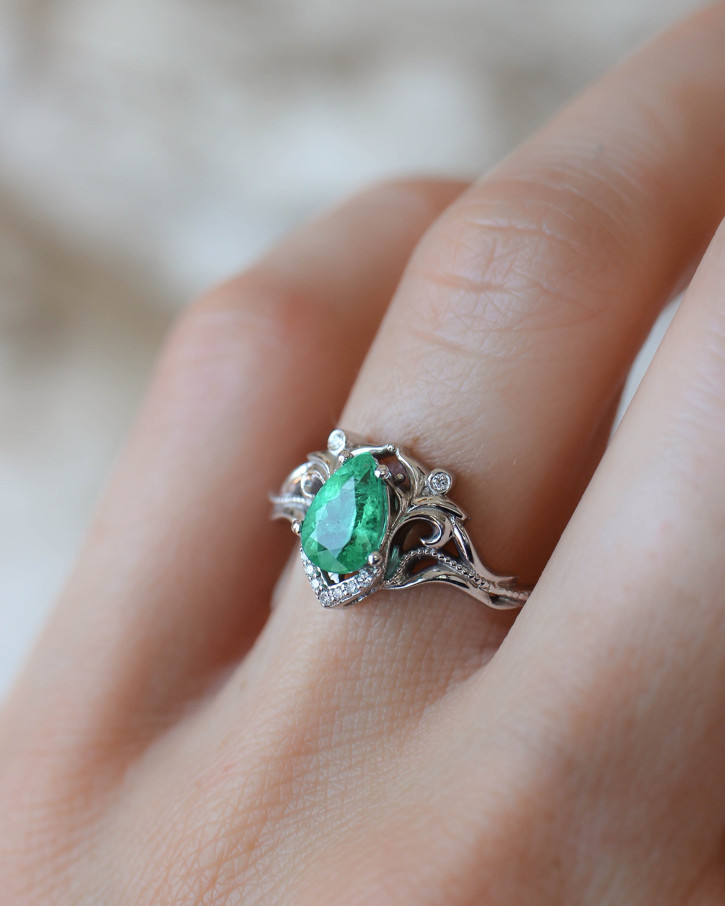 Natural emerald and diamonds engagement ring / Lida - Eden Garden Jewelry™