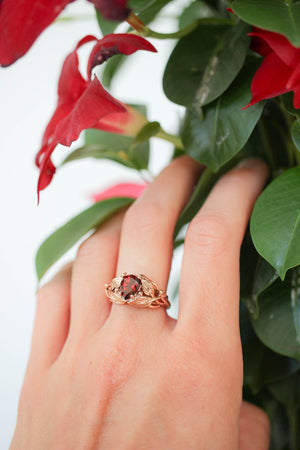 Red garnet engagement ring, leaves ring / Viola - Eden Garden Jewelry™