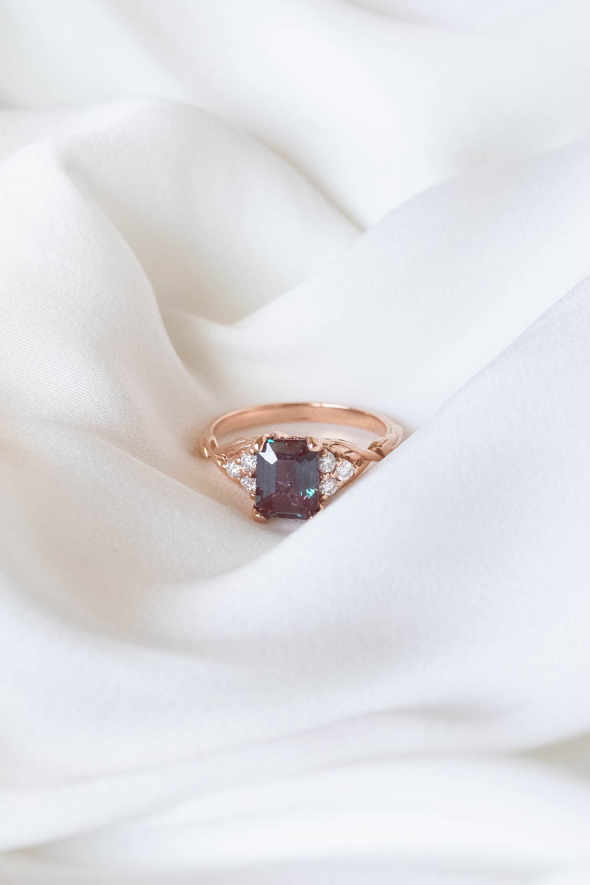 Emerald cut alexandrite engagement ring, colour changing gemstone ring / Gloria - Eden Garden Jewelry™