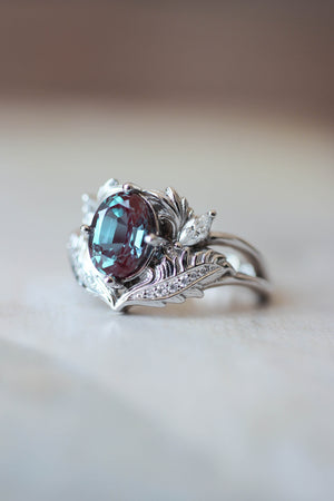 rings with alexandrite in white gold