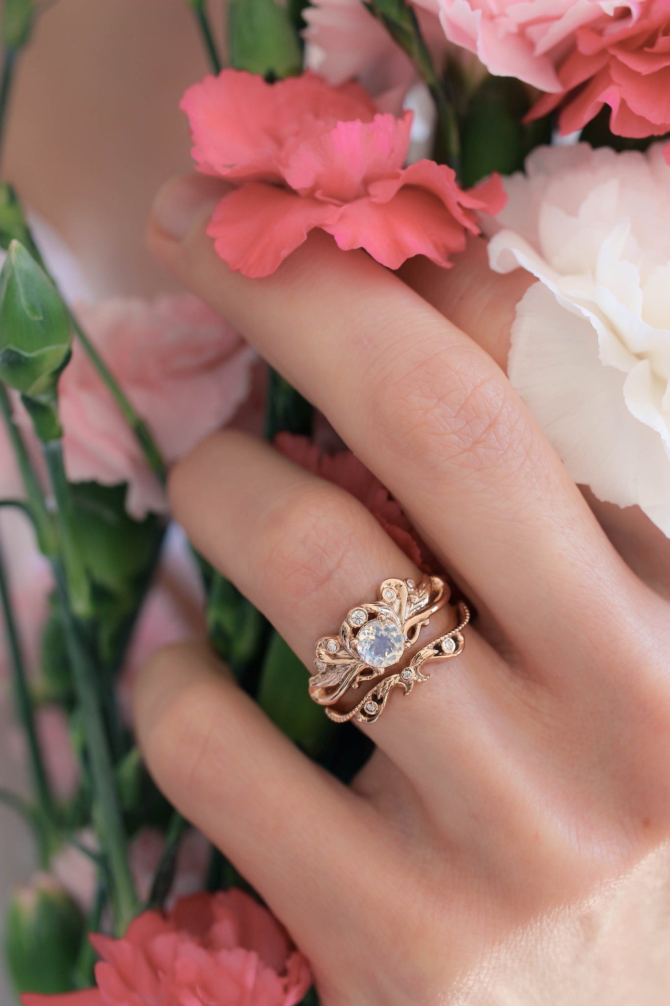 Blue moonstone vintage style bridal ring set / Damariss - Eden Garden Jewelry™