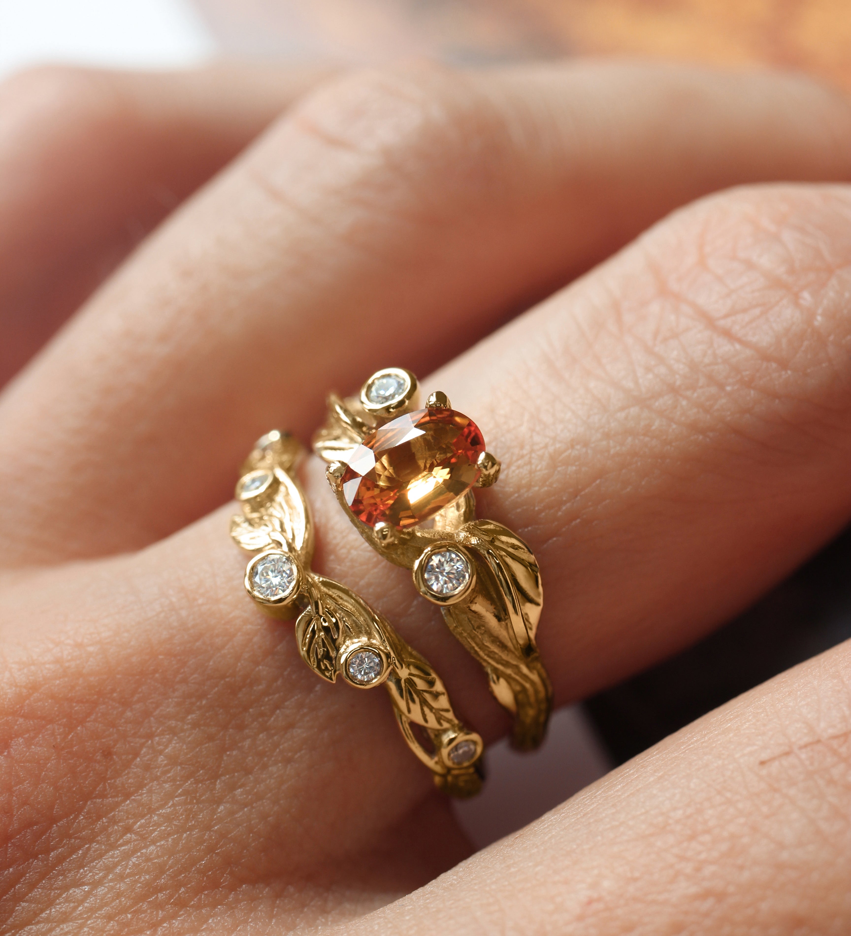 Bridal ring set with orange sapphire and diamonds / Arius - Eden Garden Jewelry™