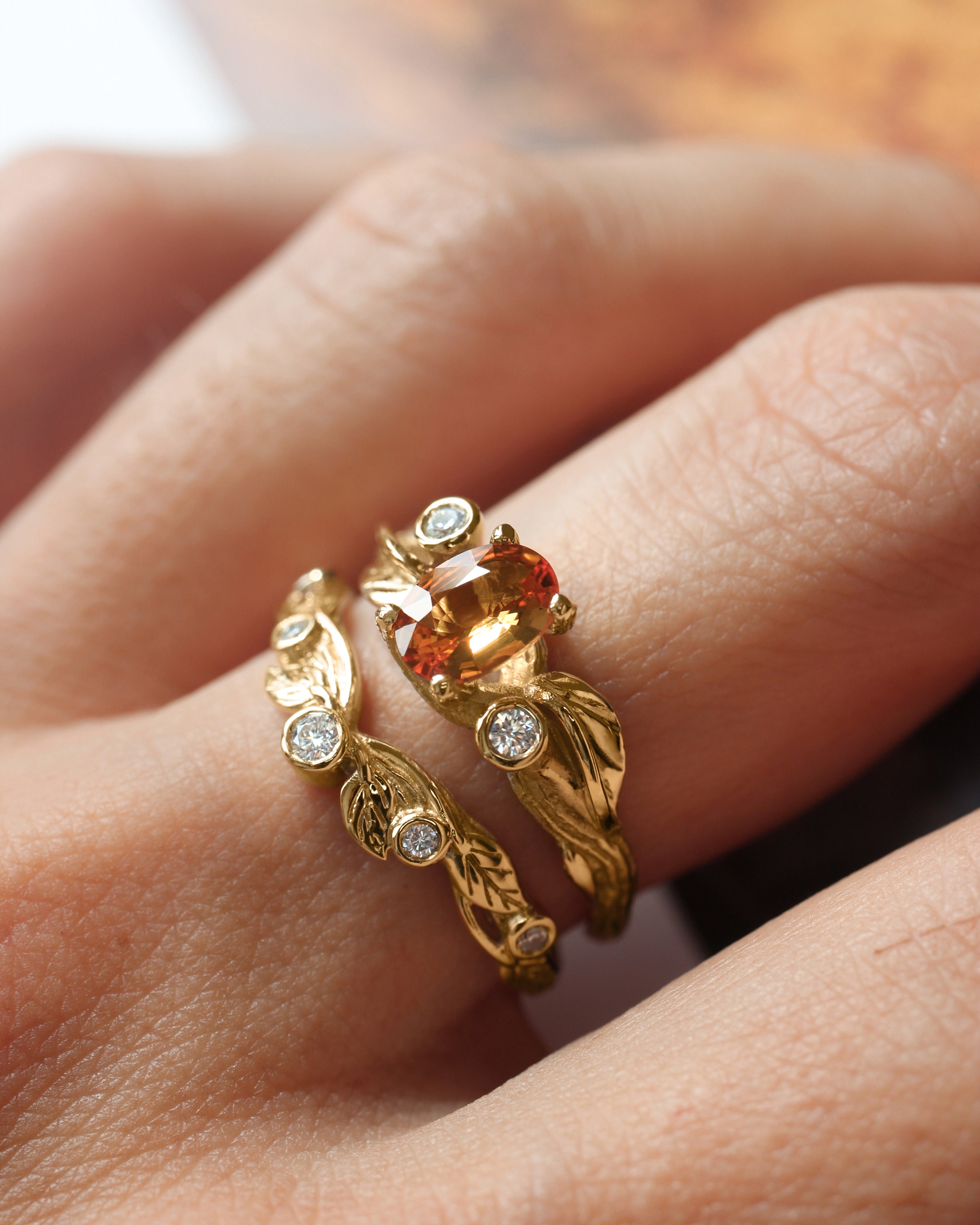 Bridal ring set with orange sapphire and diamonds / Arius - Eden Garden Jewelry™