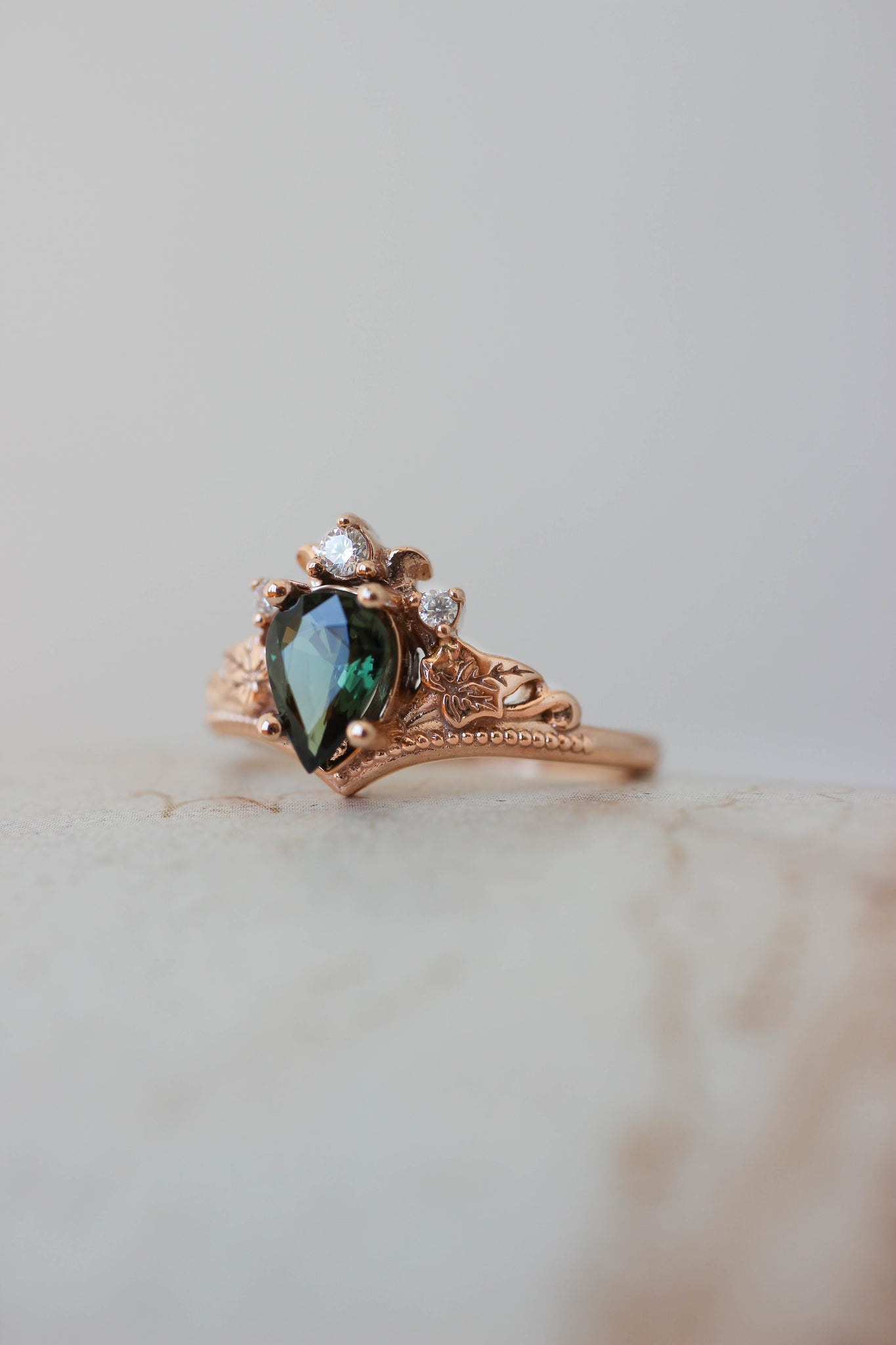 Bridal ring set with green sapphire and diamonds / Ariadne pear cut ...