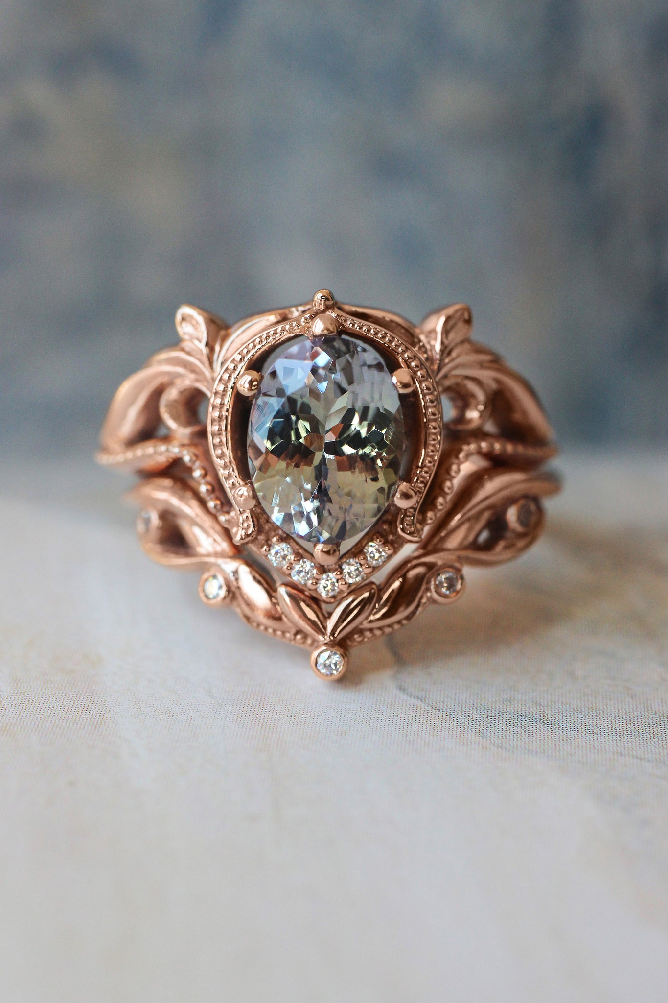 Art nouveau bridal ring set with tanzanite / Lida oval - Eden Garden Jewelry™
