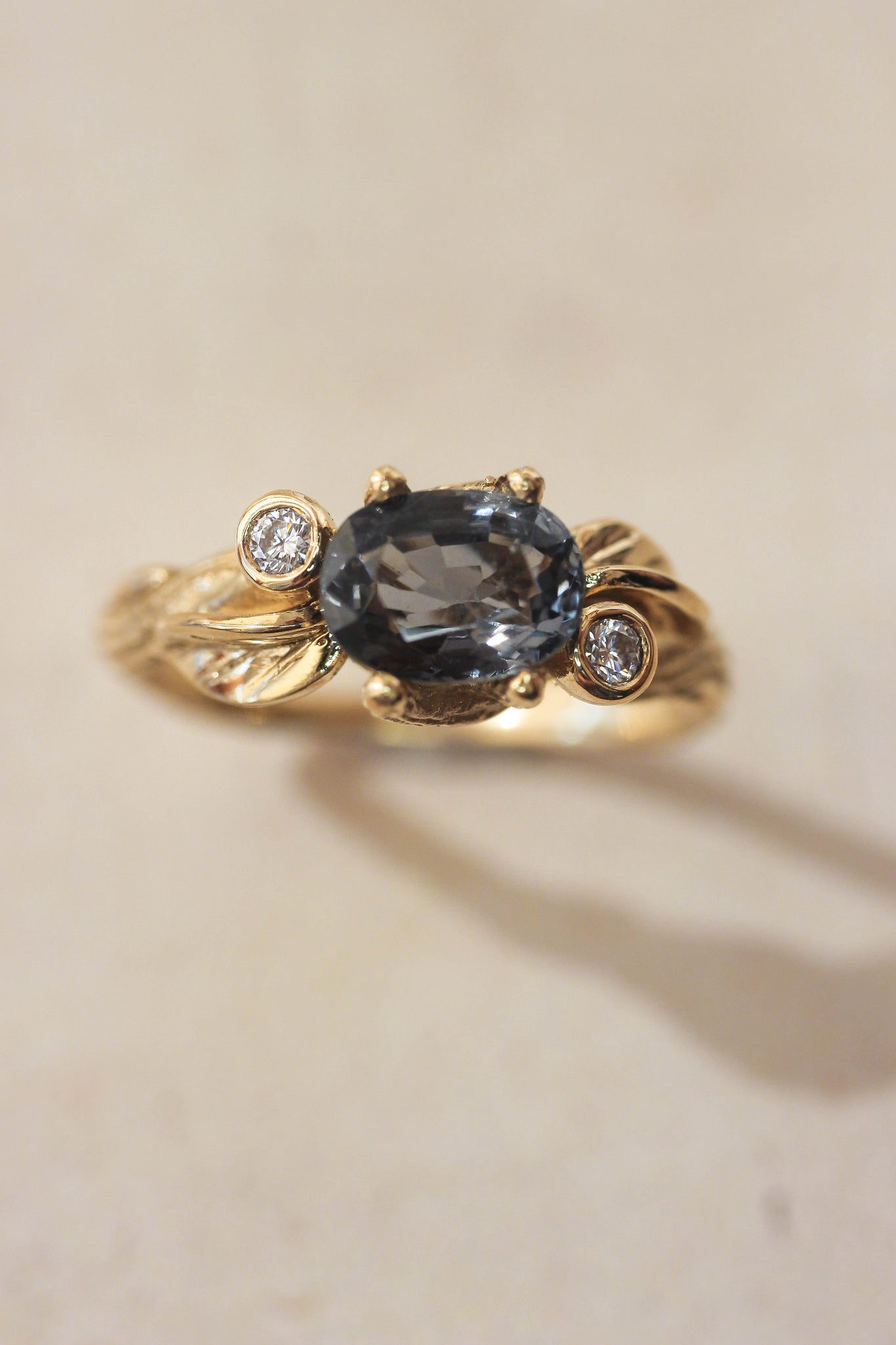Branch engagement ring with grey spinel and diamonds / Arius - Eden Garden Jewelry™