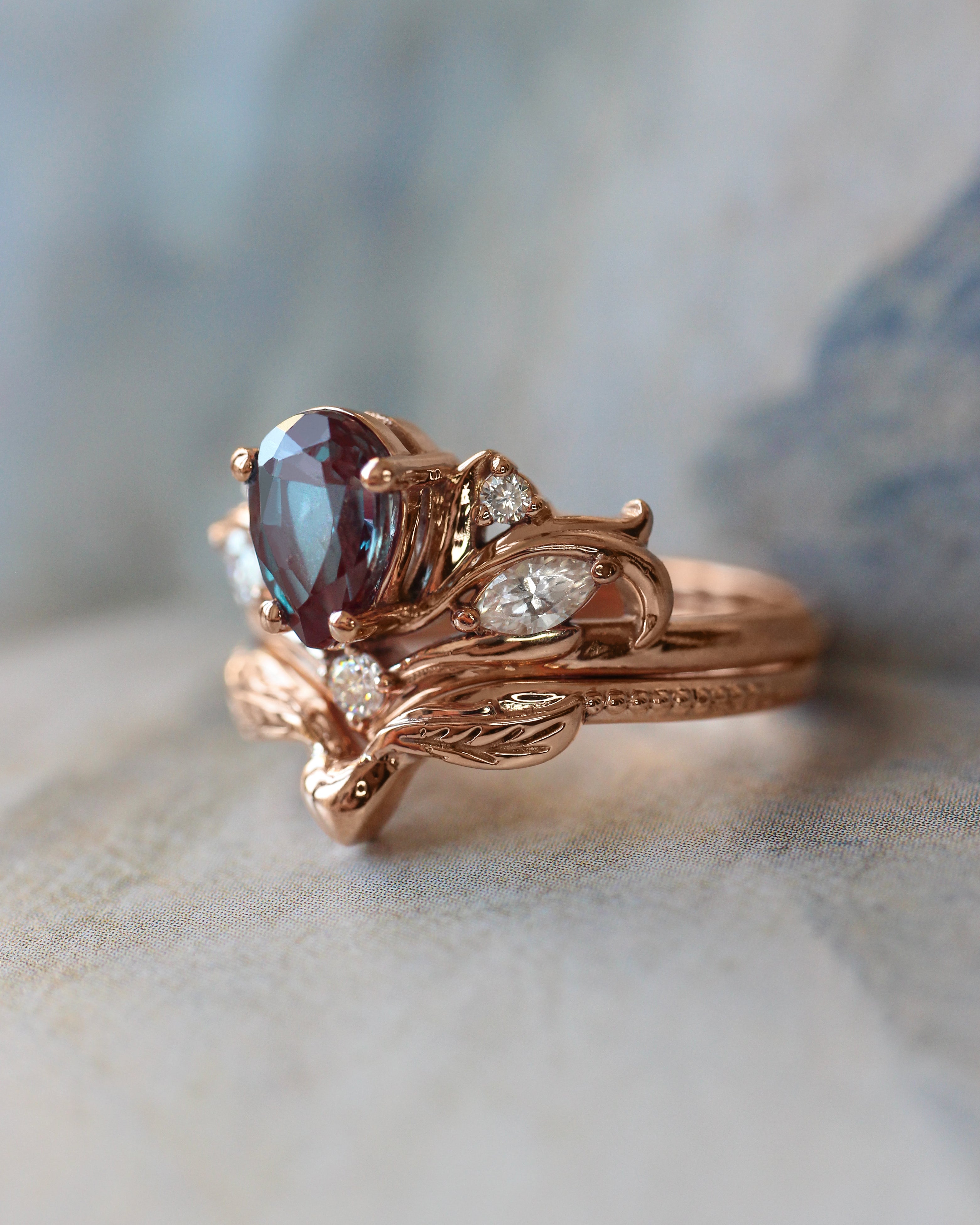 Engagement ring with pear cut alexandrite, without matching band / Swanlake - Eden Garden Jewelry™