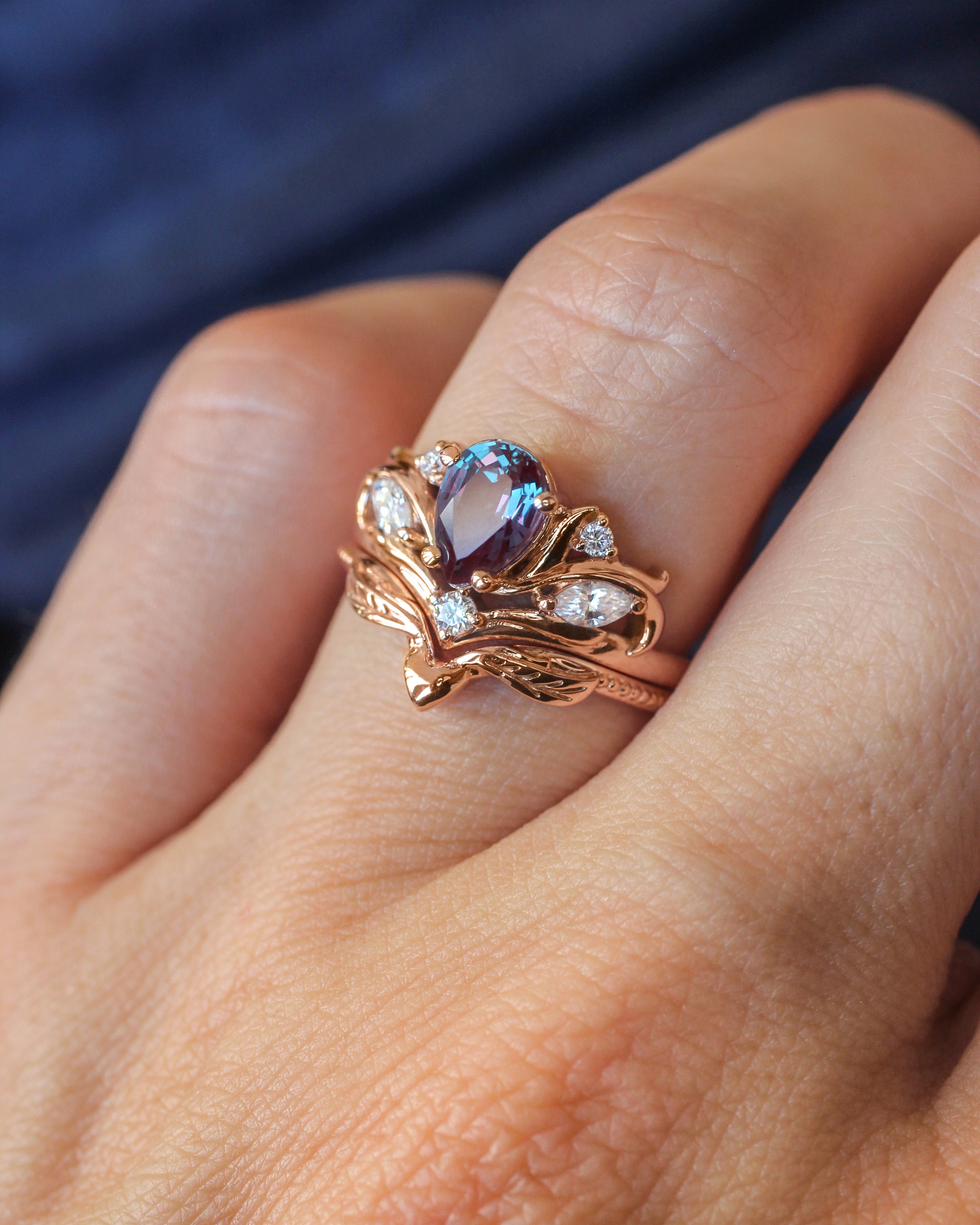 Engagement ring with pear cut alexandrite, without matching band / Swanlake - Eden Garden Jewelry™