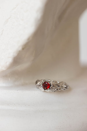 Garnet engagement ring, leaves band / Cornus, round faceted - Eden Garden Jewelry™