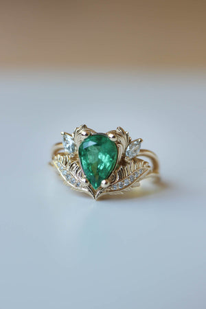 Natural emerald and diamonds ring  / Adonis - Eden Garden Jewelry™