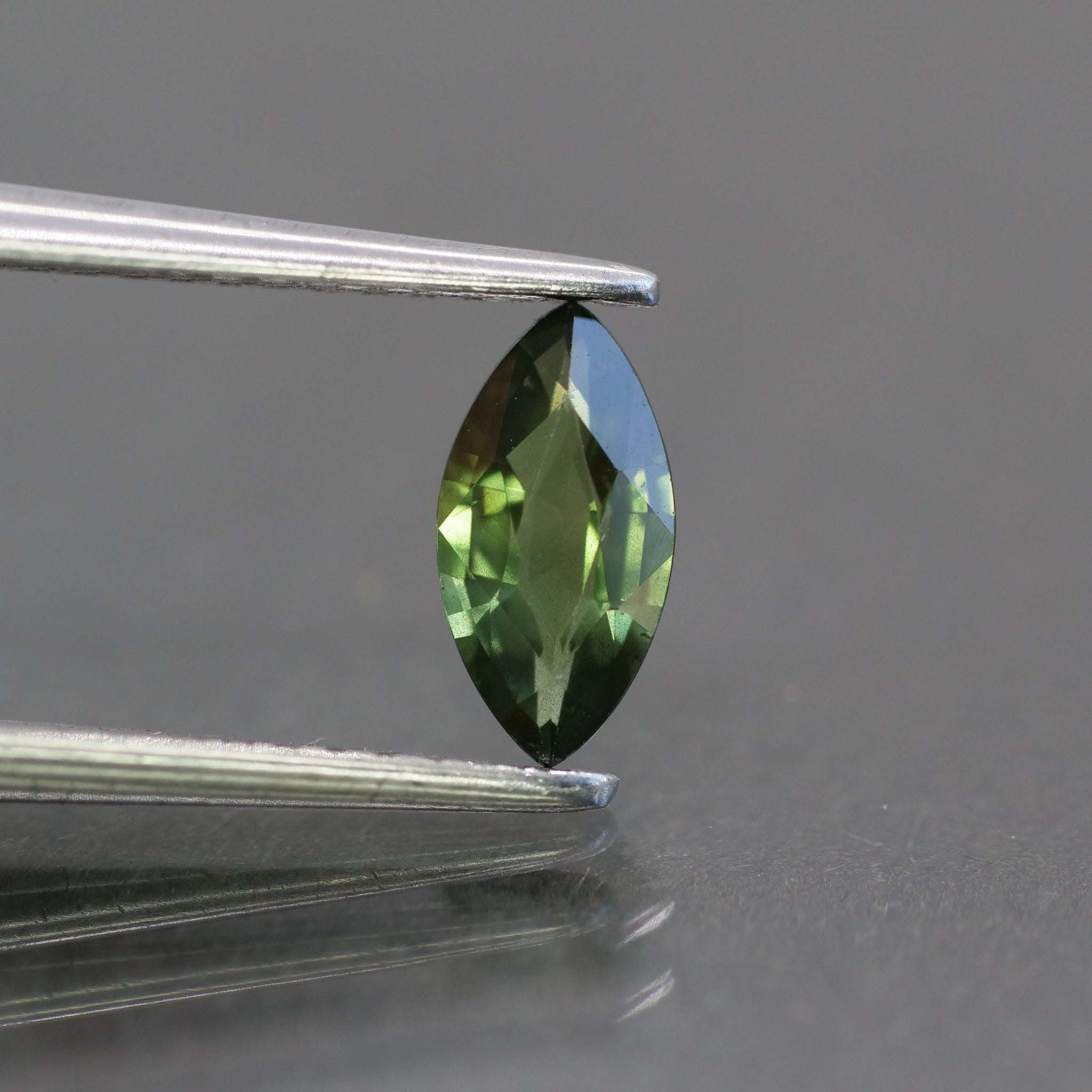 Sapphire | natural, green color, marquise cut 8x4 mm, 0.52 ct, Australia - Eden Garden Jewelry™