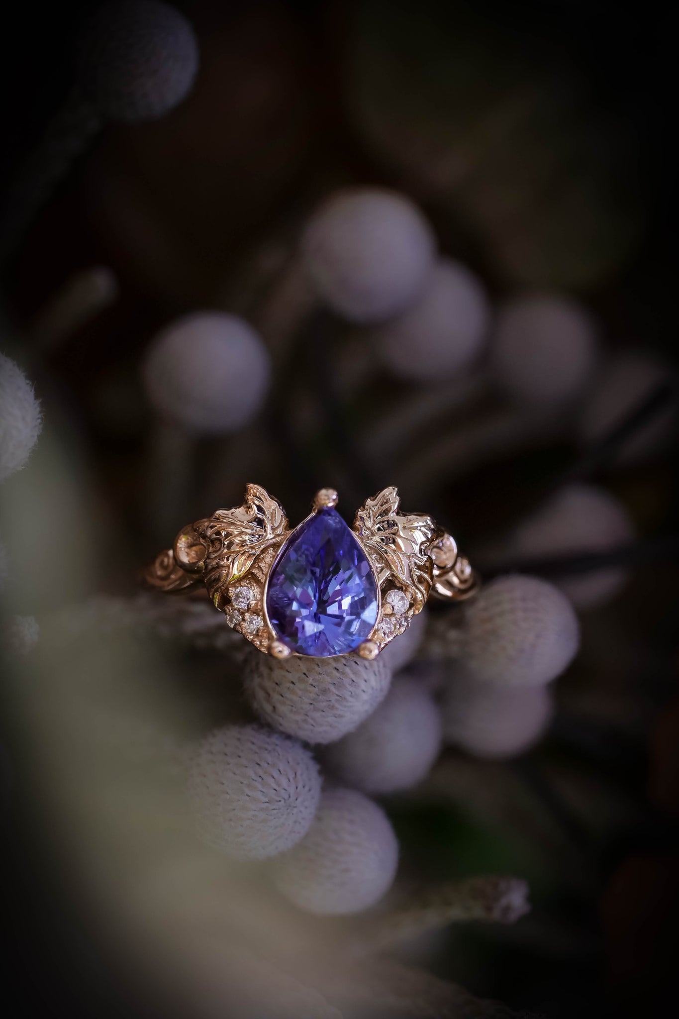 Tanzanite and diamonds engagement ring / Vineyard - Eden Garden Jewelry™