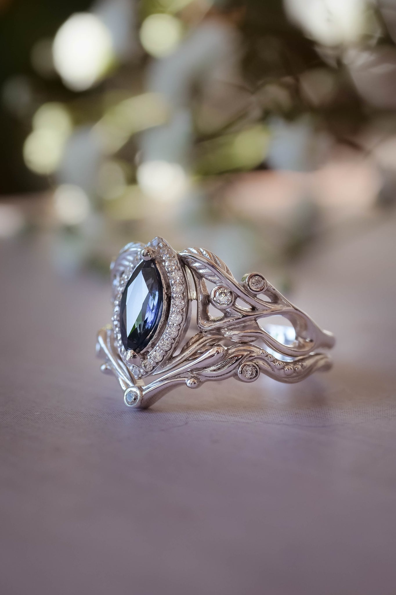Art nouveau bridal ring set with natural sapphire and diamond halo / Callisto - Eden Garden Jewelry™