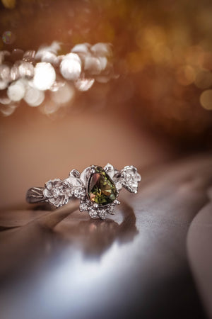 Art Nouveau Artistic Antique Style Flower Diamond Engagement Ring 1160