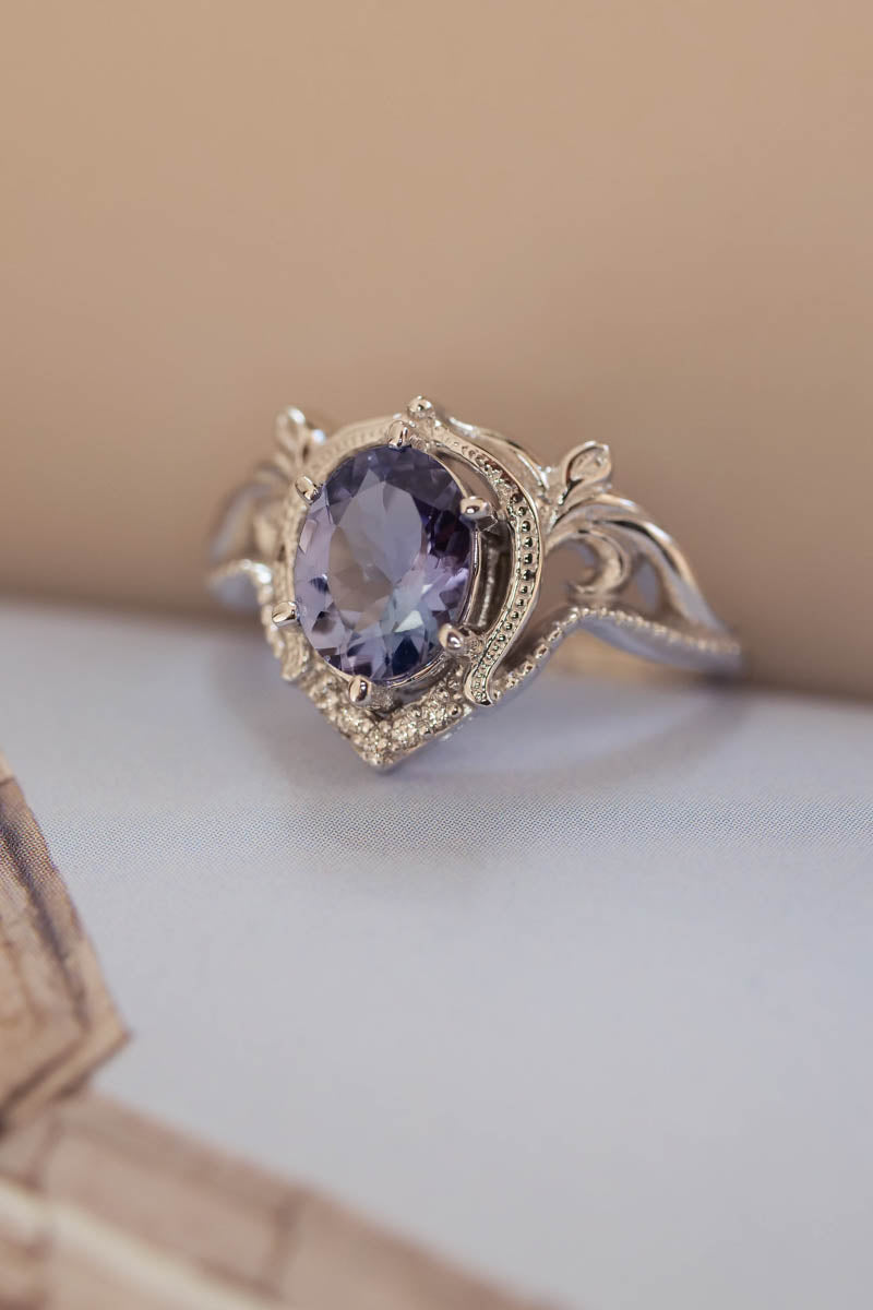 Lavender tanzanite and diamonds engagement ring / Lida oval - Eden Garden Jewelry™