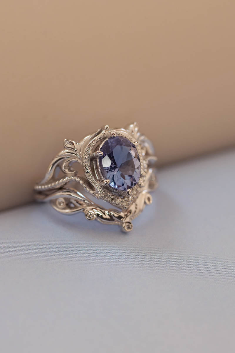 Bridal ring set with lavender tanzanite & diamonds / Lida oval - Eden Garden Jewelry™