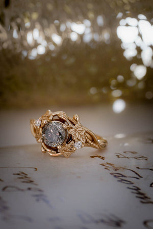 Nature inspired salt & pepper diamond ring / Ivy Undina - Eden Garden Jewelry™