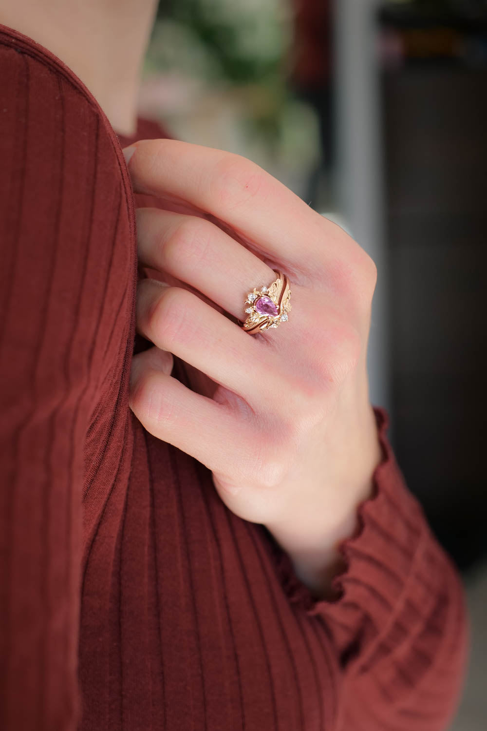 pink sapphire and diamonds  bridal ring set 