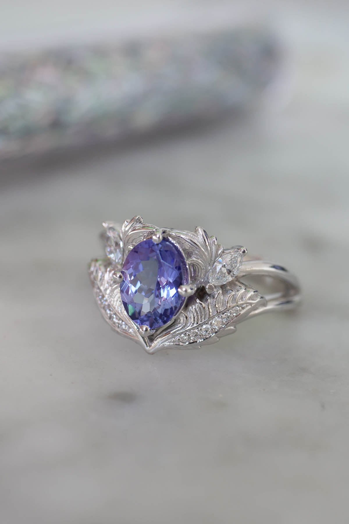 Engagement ring with tanzanite 