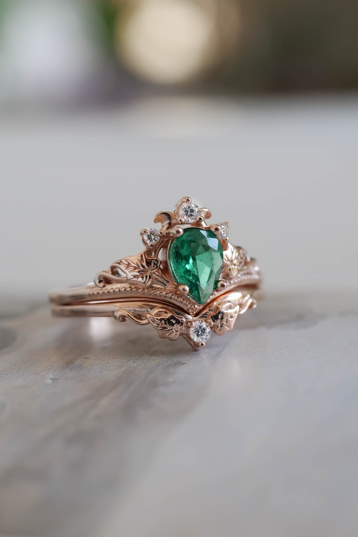 Engagement emerald ring set, natural pear cut emerald