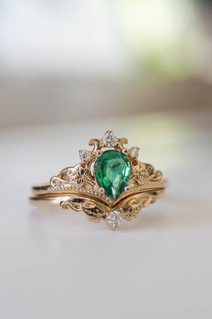 wedding and engagement ring set, emerald and diamonds rings for wedding and engagement