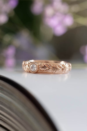 Gold leaf wedding band, ivy ring with diamond, comfort fit - Eden Garden Jewelry™