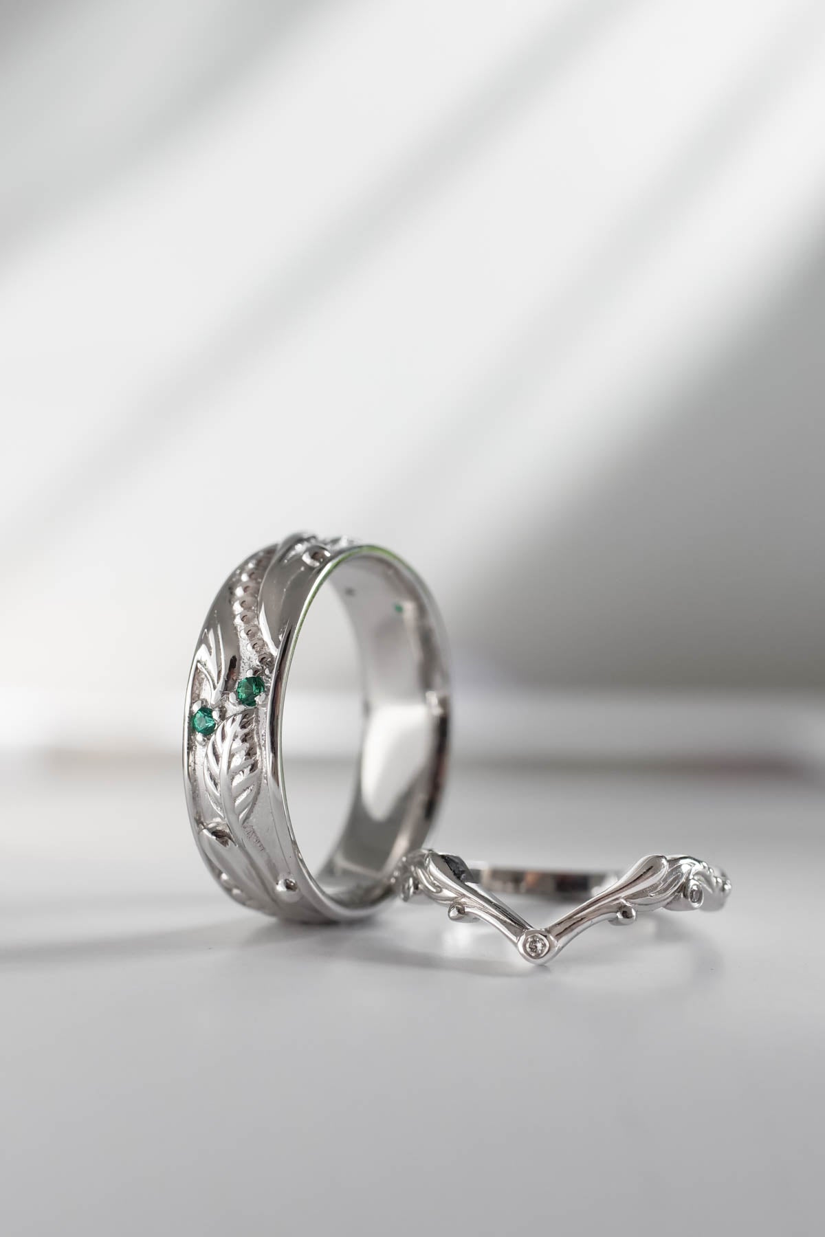 Wedding rings set for couples: white gold emerald band for him, curved wedding band for her, white gold 14k, emeralds