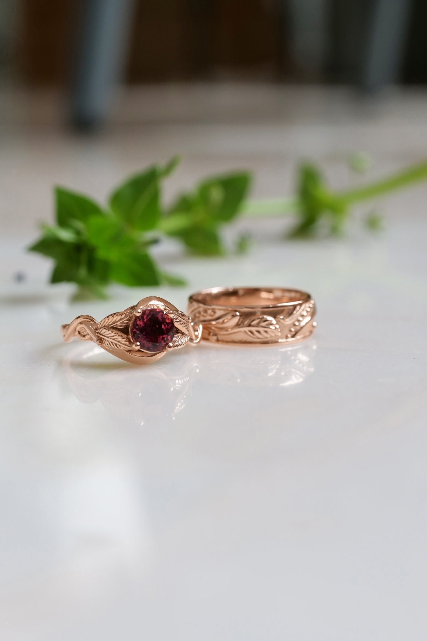 Wedding rings set for couple: nature themed band for him, leaves band with pink tourmaline for her - Eden Garden Jewelry™
