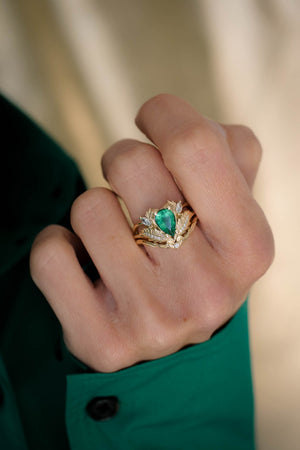 Late Victorian 5.34 CTW Pear Cut Colombian Emerald Diamond 18 Karat Yellow  Gold Antique Halo Ring AGL | Wilson's Estate Jewelry