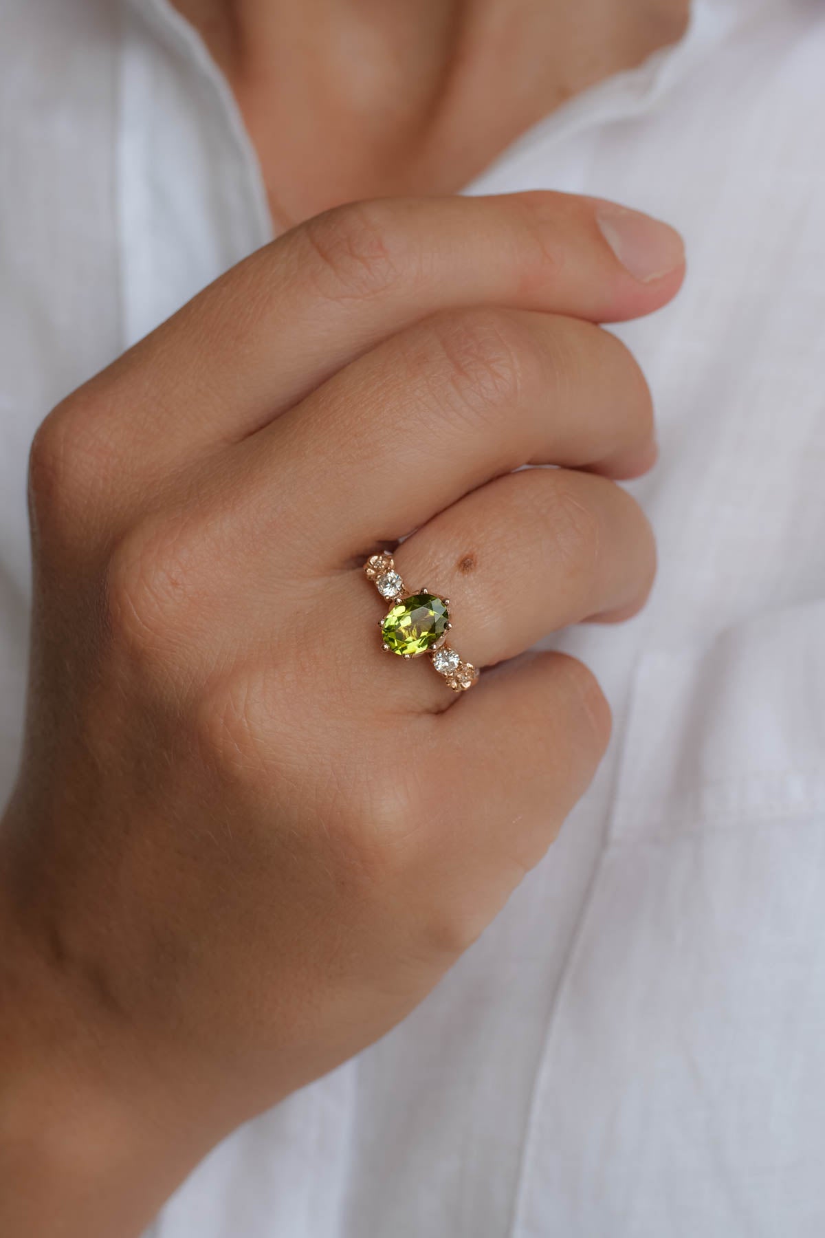 Trio engagement ring set with peridot, elvish flower rings / Fiorella - Eden Garden Jewelry™