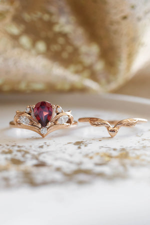 Pear shaped garnet engagement ring, alternative bridal ring set / Swanlake - Eden Garden Jewelry™