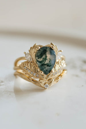 Pear shaped moss agate engagement ring set, nature themed gold rings / Adonis - Eden Garden Jewelry™