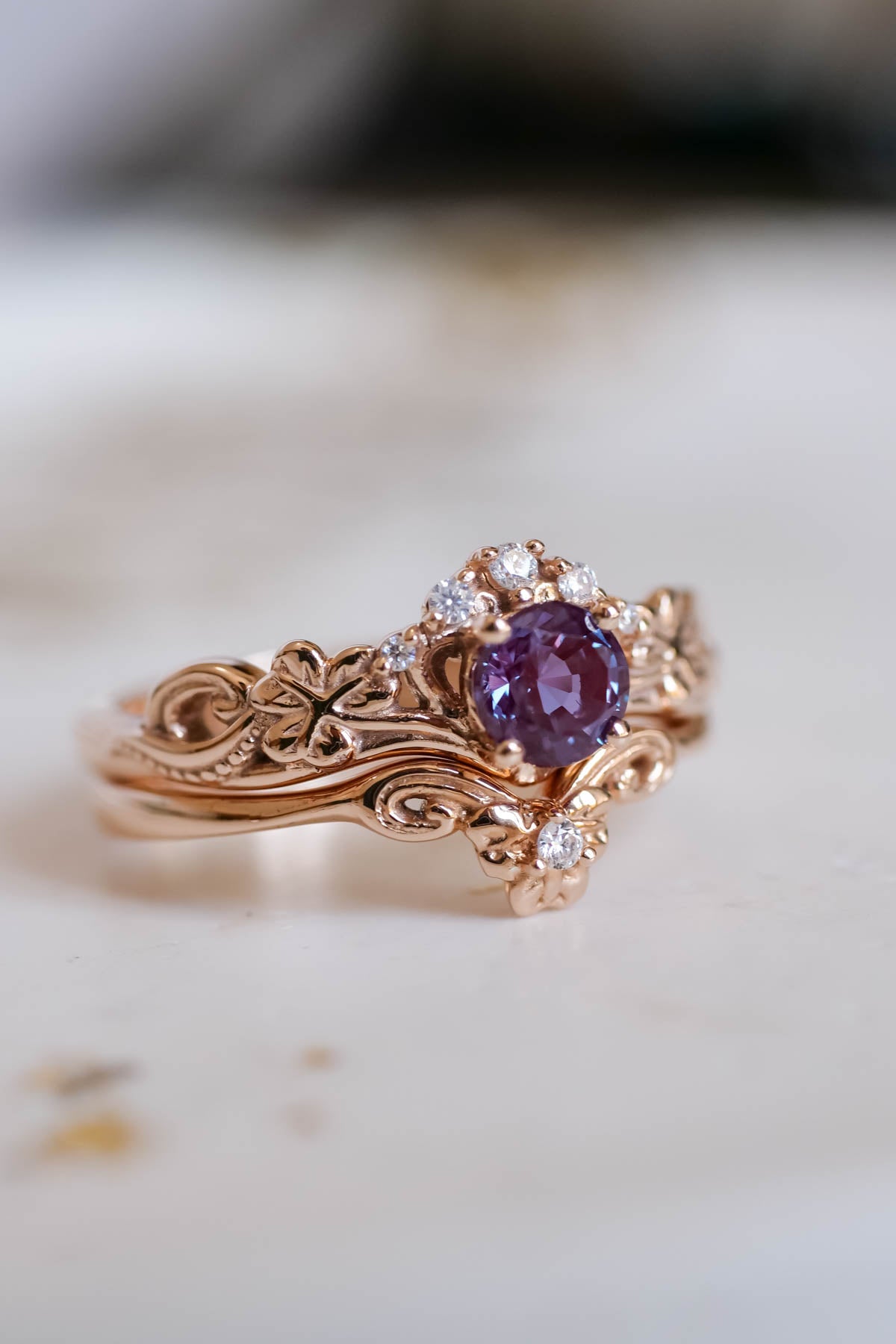 Colour changing alexandrite ring, elvish engagement ring / Horta - Eden Garden Jewelry™
