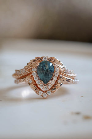 Lyonella | custom bridal ring set with pear cut gemstone 7x5 mm - Eden Garden Jewelry™